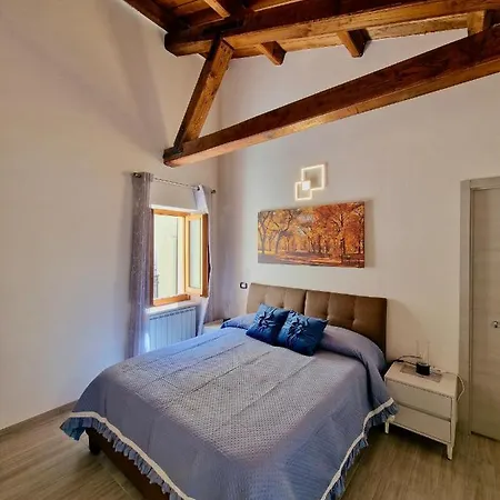 La Finestra Sul Cortile By Tramonti *