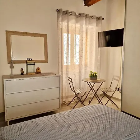 Apartament La Finestra Sul Cortile By Tramonti *