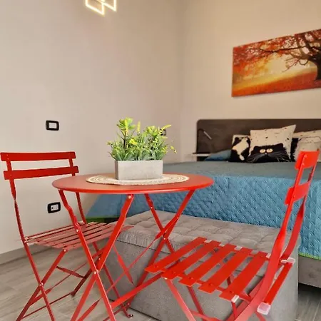 La Finestra Sul Cortile By Tramonti Apartment L'Aquila