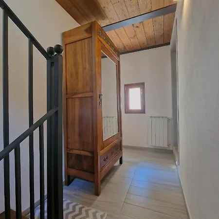 Apartment La Finestra Sul Cortile By Tramonti