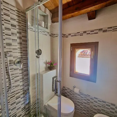 La Finestra Sul Cortile By Tramonti L'Aquila