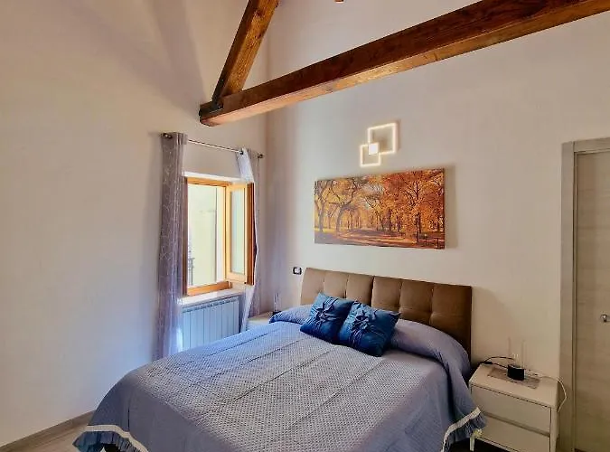 La Finestra Sul Cortile By Tramonti *